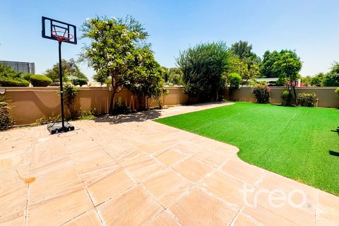 Villa til leie i Arabian Ranches, Dubai, Emiratene 3 soverom, 345.51 kvm Nr. 733564 - Foto 15
