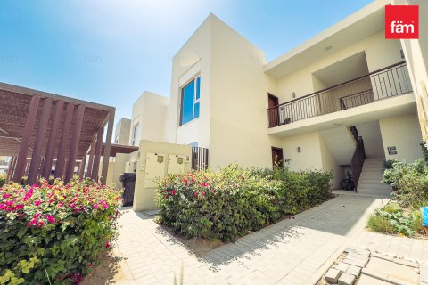 Apartemen di Dubai, UEA 2 kamar tidur, 107.5 m2 nomor 713054 - foto 2
