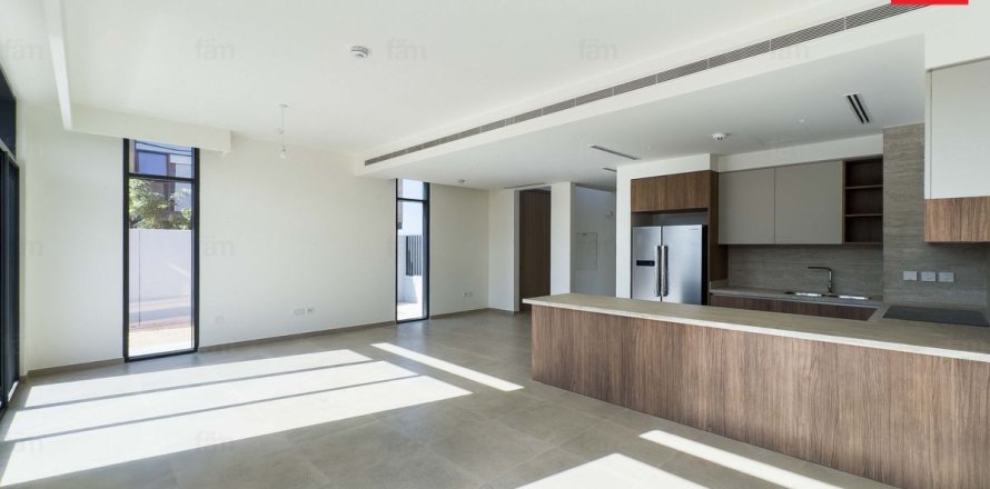 Таунхаус Дубай, БАӘ-да 4 жатын бөлмелер, 245.6 м² № 661726