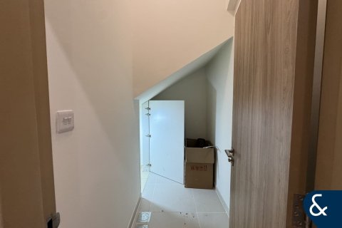 Снять в аренду таунхаус в Dubai Land, Дубай, ОАЭ 4 спальни, 209м2, № 667986 - фото 9