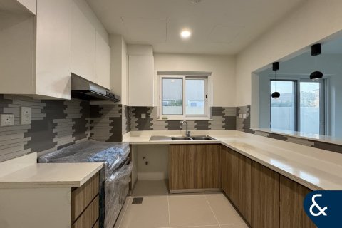 Снять в аренду таунхаус в Dubai Land, Дубай, ОАЭ 4 спальни, 209м2, № 667986 - фото 7