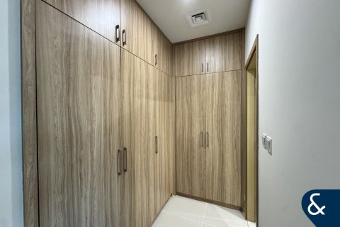 Снять в аренду таунхаус в Dubai Land, Дубай, ОАЭ 4 спальни, 209м2, № 667986 - фото 16