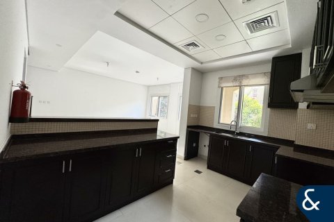 Villa zur Miete in Serena, Dubai, VAE 3 Schlafzimmer, 186 m2 Nr. 667987 - Foto 4