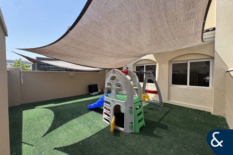 Villa zur Miete in Serena, Dubai, VAE 3 Schlafzimmer, 186 m2 Nr. 667987 - Foto 16