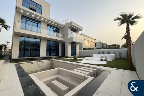 Villa till försäljning i Jumeirah Park, Dubai, UAE 6 sovrum, 759 kvm Nr. 666499 - fotografi 1