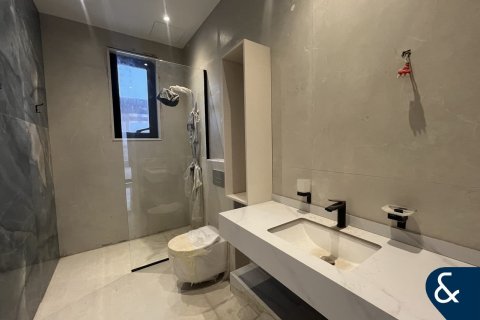 Villa till försäljning i Jumeirah Park, Dubai, UAE 6 sovrum, 759 kvm Nr. 666499 - fotografi 12