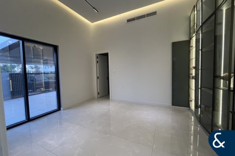 Villa till försäljning i Jumeirah Park, Dubai, UAE 6 sovrum, 759 kvm Nr. 666499 - fotografi 10