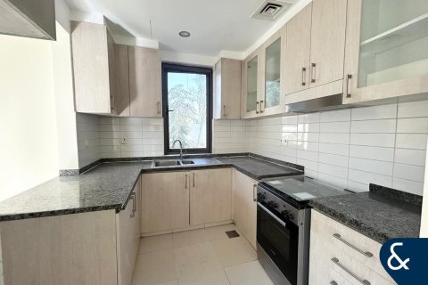 Reem, Dubai, UAE의 판매용 빌라 침실 3개, 212제곱미터 번호 684977 - 사진 9