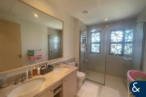 Reem, Dubai, UAE의 판매용 빌라 침실 3개, 212제곱미터 번호 684977 - 사진 10