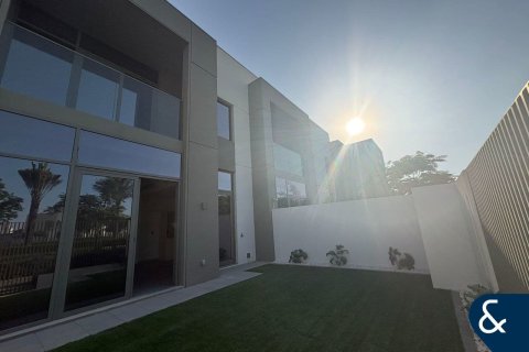 Huvila Arabian Ranches 3, Dubai, Arabiemiraatit 3 makuuhuonetta, 193 m2 № 684979 - kuva 5