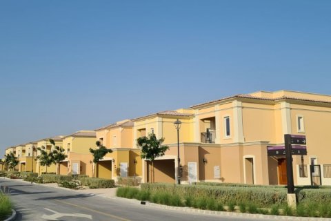 Dubai, संयुक्त अरब अमीरात में विला, 3 बेडरूम, 205 वर्ग मीटर, संख्या 640078 - फ़ोटो 2