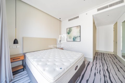 Зняти в оренду квартиру в Даунтаун Дубай (Даунтаун Бурдж Дубай), Дубай, ОАЕ 3 спальні, 187м2, № 664827 - фото 16