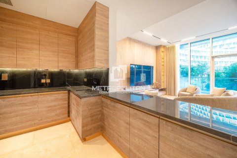 Διαμέρισμα σε Palm Jumeirah, Dubai, ΗΑΕ 2 υπνοδωμάτια, 182 τ.μ. Αρ. 664846 - φωτογραφία 6