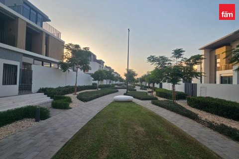 Rijtjeshuis te huur in Dubai, VAE 3 slaapkamers, 144.8 vr.m., nr 738885 - foto 22