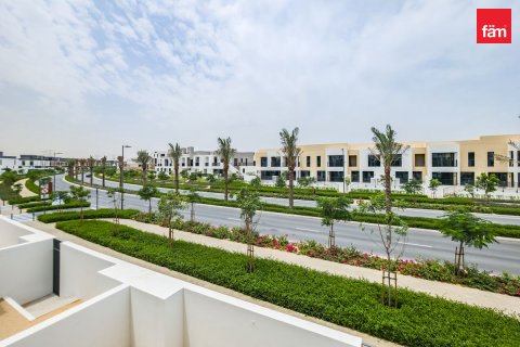 Rijtjeshuis te huur in Dubai, VAE 3 slaapkamers, 144.8 vr.m., nr 738885 - foto 23
