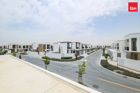 Rijtjeshuis te huur in Dubai, VAE 3 slaapkamers, 144.8 vr.m., nr 738885 - foto 24