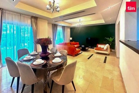Villa in Al Furjan, Dubai, UAE 3 bedrooms, 224 sq.m. № 712991 - photo 2