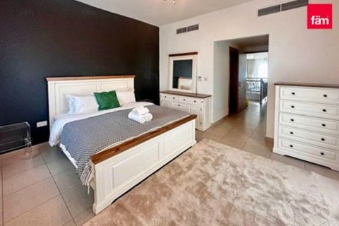 Villa in Al Furjan, Dubai, UAE 3 bedrooms, 224 sq.m. № 712991 - photo 8