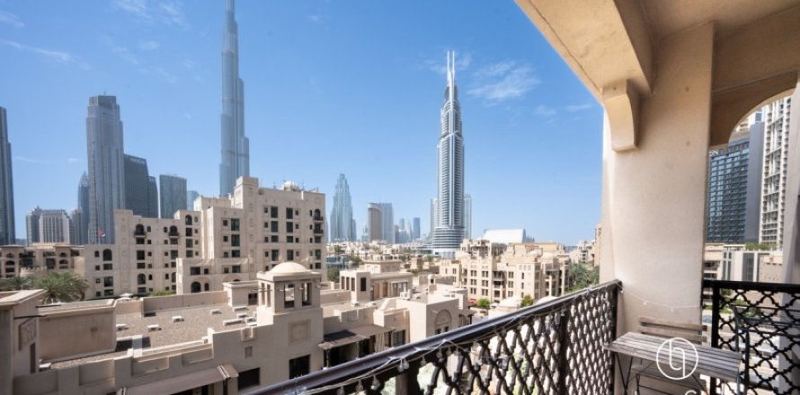 Квартира в Old Town, Дубай, ОАЭ 2 спальни, 126м2 № 702192