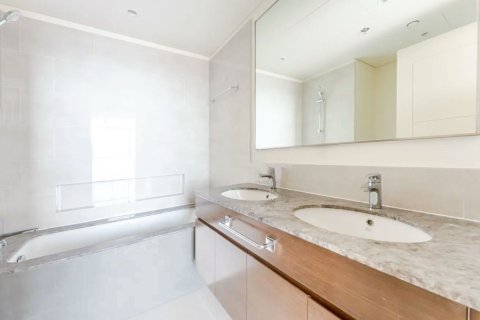 Apartament në Downtown Dubai (Downtown Burj Dubai), Emiratet e Bashkuara Arabe 2 dhoma gjumi, 103 m2. № 702194 - Foto 9