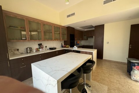 Vila u gradu Mudon, Dubai, UAE 4 spavaće sobe, 574 m2 Br. 677486 - Slika 9