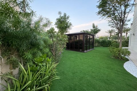 Vila u gradu Mudon, Dubai, UAE 4 spavaće sobe, 574 m2 Br. 677486 - Slika 3