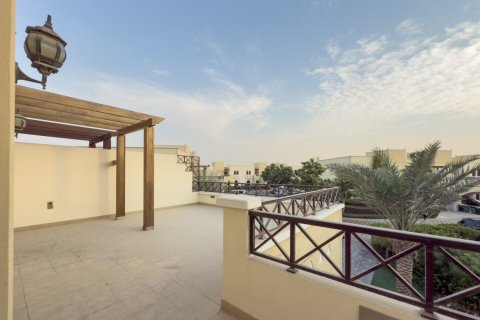 Vila u gradu Mudon, Dubai, UAE 4 spavaće sobe, 574 m2 Br. 677486 - Slika 27
