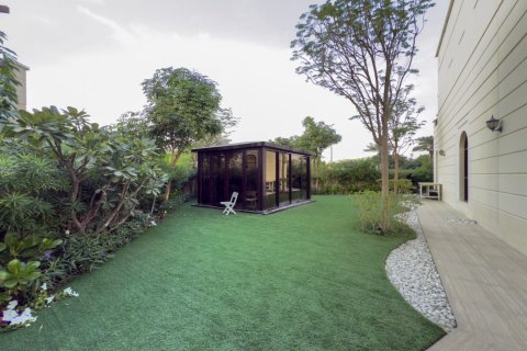 Vila u gradu Mudon, Dubai, UAE 4 spavaće sobe, 574 m2 Br. 677486 - Slika 18