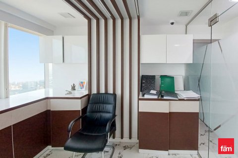 Biuro do wynajęcia w Dubai, ZEA 305 mkw., nr 712966 - zdjęcie 9