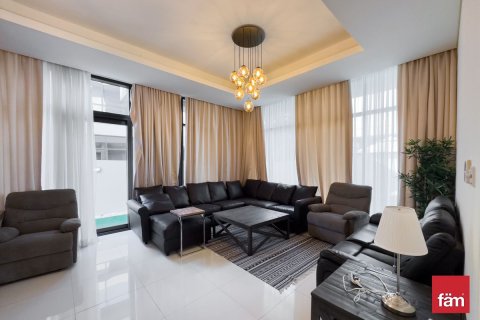 Villa til salgs i Dubai, Emiratene 3 soverom, 306.2 kvm Nr. 712874 - Foto 5