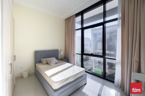 Villa til salgs i Dubai, Emiratene 3 soverom, 306.2 kvm Nr. 712874 - Foto 17
