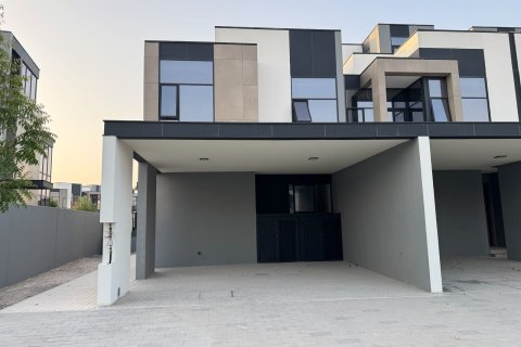 Vila u Mudon, Dubai, UAE 279 m2, 4 spavaćih soba Br. 739622