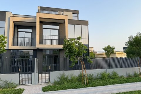 فيلا للبيع في مُدُنْ، دبي، الإمارات العربية المتحدة 4 غرفة نوم ، 279 متر مربع ، رقم 739622 - صورة 17