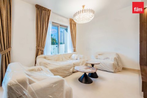 Villa para arrendamento em Tilal Al Ghaf, Dubai, EAU 3 quartos, 142.2 m2 № 760253 - foto 13