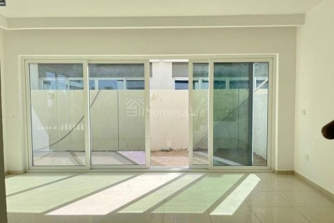 Városi lakóépület itt: DAMAC Hills (Akoya by DAMAC), Dubai, EAE, 3 hálószoba, 115 m², azonosító: 685528 - fénykép 1