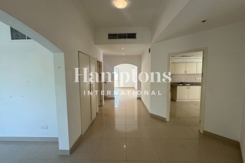 Huvila Meadows, Dubai, Arabiemiraatit 4 makuuhuonetta, 336.68047200 m2 № 651146 - kuva 2