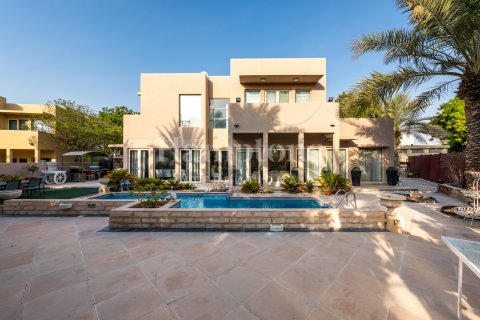 Villa te huur in Arabian Ranches 2, Dubai, VAE 3 slaapkamers, 408.77320000 vr.m., nr 651145 - foto 16