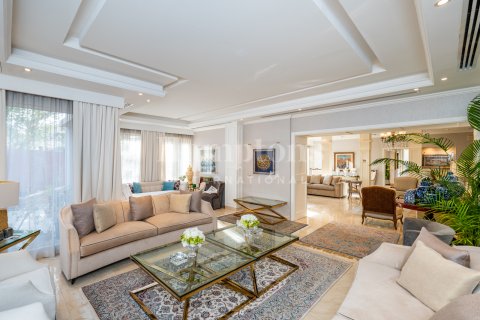 Villa te huur in Arabian Ranches 2, Dubai, VAE 3 slaapkamers, 408.77320000 vr.m., nr 651145 - foto 8