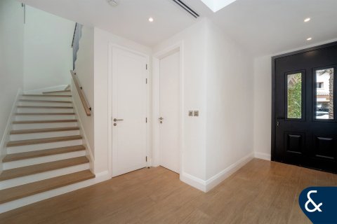 Kaupunkipientalo Jumeirah Golf Estates, Dubai, Arabiemiraatit 3 makuuhuonetta, 267 m2 № 698095 - kuva 7