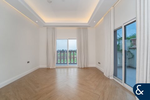 Kaupunkipientalo Jumeirah Golf Estates, Dubai, Arabiemiraatit 3 makuuhuonetta, 267 m2 № 698095 - kuva 11