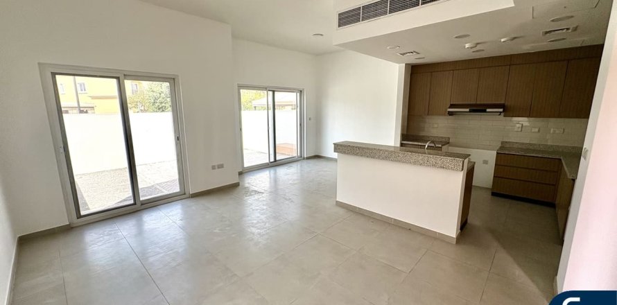 تاون هاوس في Dubai Land، دبي 3 غرفة نوم ، 153 متر مربع . ر قم 698096