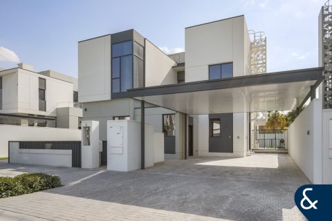 Villa zur Miete in Al Furjan, Dubai, VAE 4 Schlafzimmer, 522 m2 Nr. 698094 - Foto 1