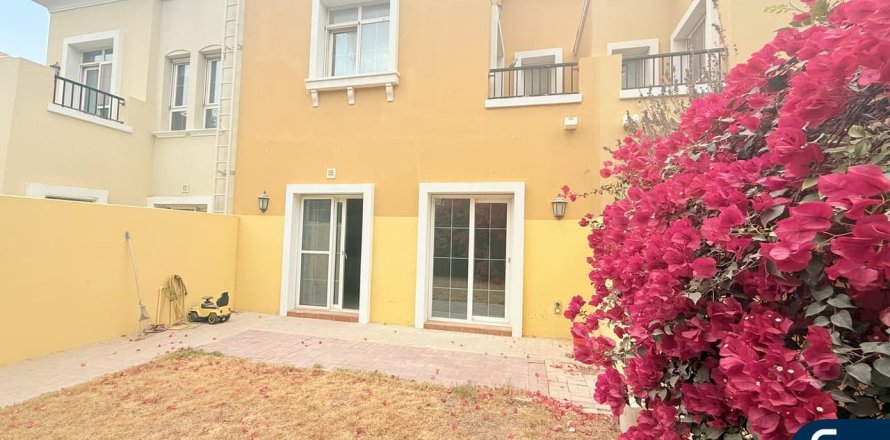 Villa i Arabian Ranches, Dubai, Emiratene 2 soverom, 172 kvm nr. 698097