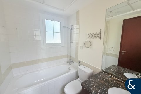 Villa til leie i Arabian Ranches, Dubai, Emiratene 2 soverom, 172 kvm Nr. 698097 - Foto 13