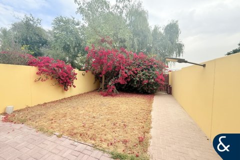 Villa til leie i Arabian Ranches, Dubai, Emiratene 2 soverom, 172 kvm Nr. 698097 - Foto 8