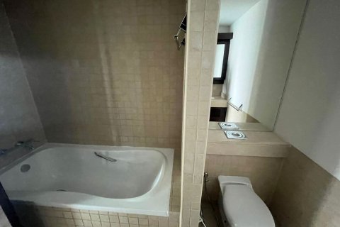 Apartemen di Downtown Dubai (Downtown Burj Dubai), UEA 3 kamar tidur, 170.8 m2 nomor 638442 - foto 17