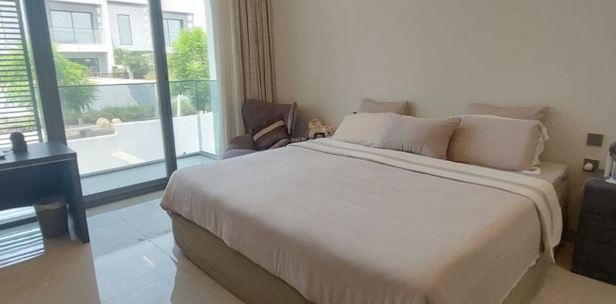 Al Furjan, Dubai, UAE의 타운하우스 침실 3개, 177.8제곱미터 번호 638446