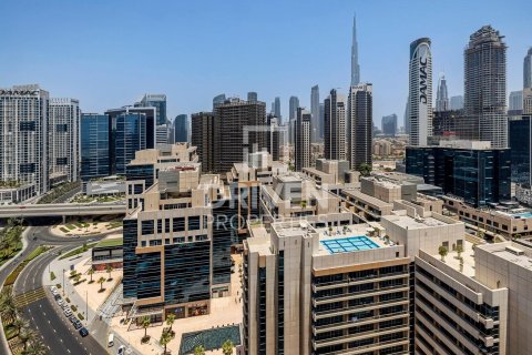 Appartamento in affitto a Business Bay, Dubai, EAU 2 camere da letto, 122 mq. № 655524 - foto 1