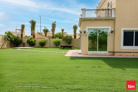 Üürile anda villa asukohaga Jumeirah Park, Dubai, AÜE: 3 magamistoaga, 680 m² Nr 720354 - pilt 2