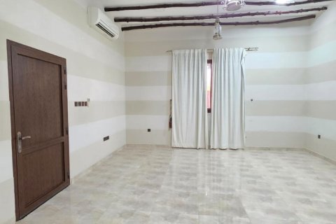 Βίλα σε Khuzam, Ras Al Khaimah, ΗΑΕ 3 υπνοδωμάτια, 557 τ.μ. Αρ. 734738 - φωτογραφία 4